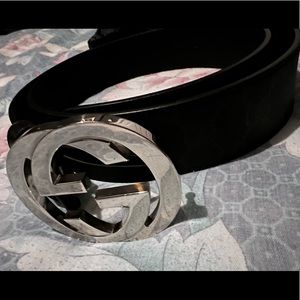 Gucci Supreme belt with G buckle